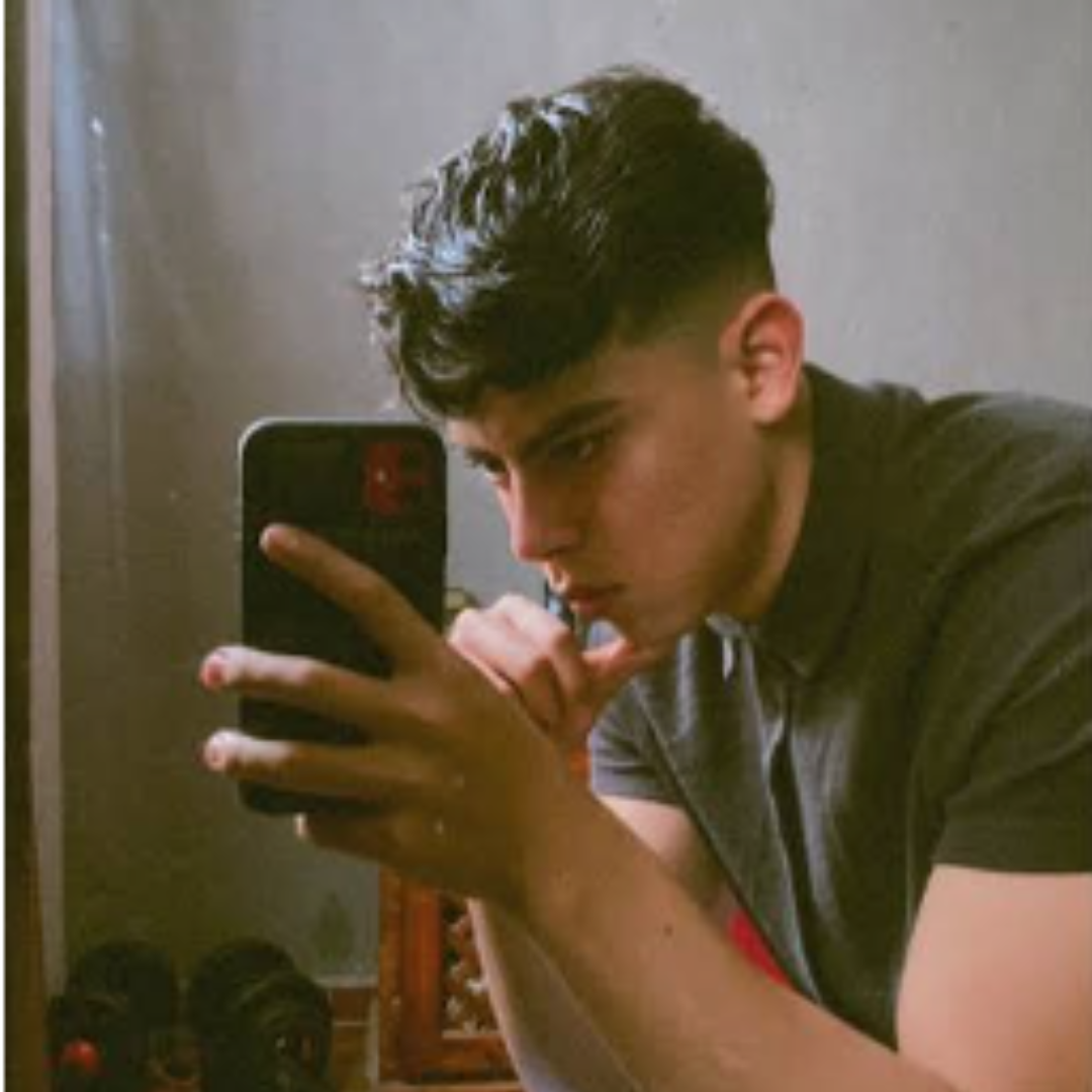 <strong>Marco T.</strong>